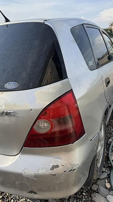 Продажа авто: Honda Civic: 2003 г., 1.8 л, Механика, Бензин, Хэтчбэк — 5