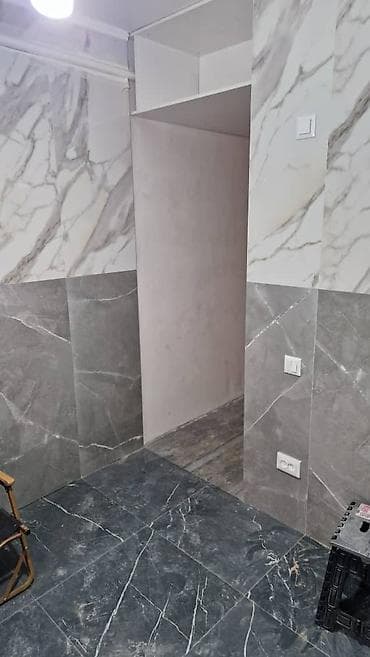 сдаю квартиру 4 микрорайон: 2 комнаты, 44 м², 104 серия, 1 этаж, ПСО (под самоотделку) — 7