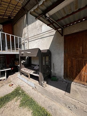 Керебеттер: Двухъярусная кровать из ЛДСП с лестницей - Конструкция: два спальных — 2