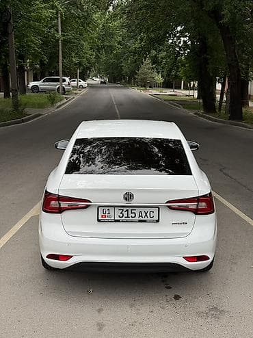 MG: MG : 2024 г., 1.5 л, Автомат, Бензин — 6