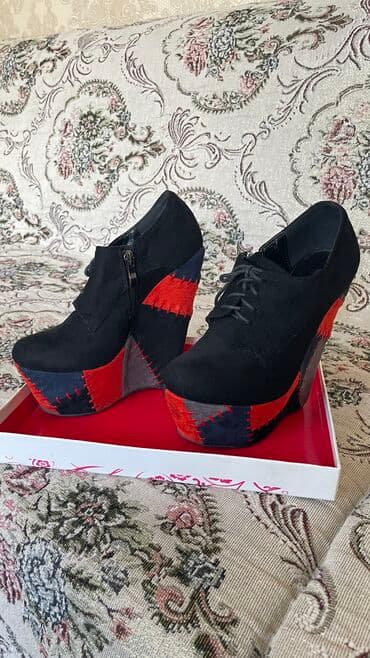 spain: EMMA the spain collection оригинал, размер 35 покупала за 7000с — 2