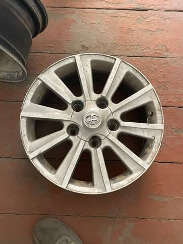 Литые Диски R 18 Toyota, 1 шт, отверстий - 5, Б/у