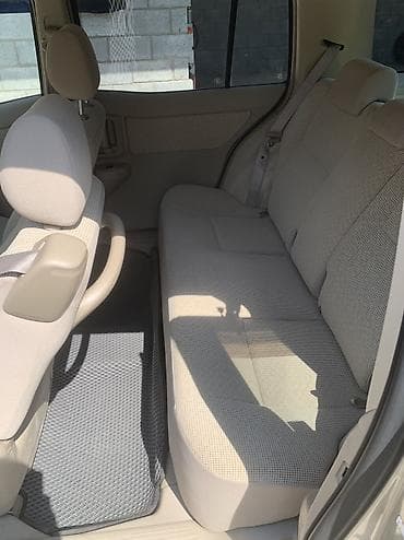 юмузу трактор: Toyota Raum: 2003 г., Автомат, Бензин — 8