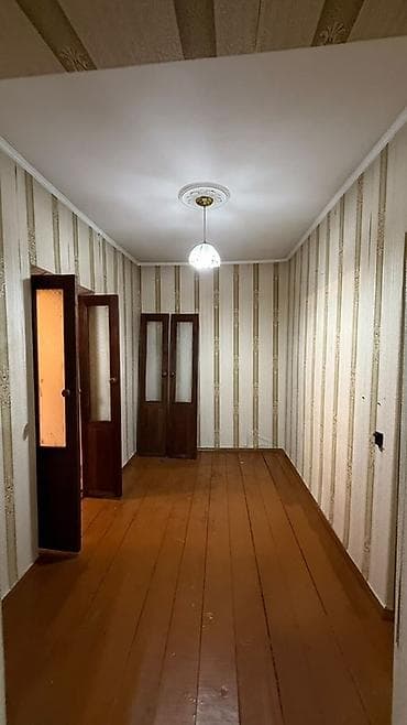 дома в бишкек: 85 м², 3 комнаты, Без животных — 1