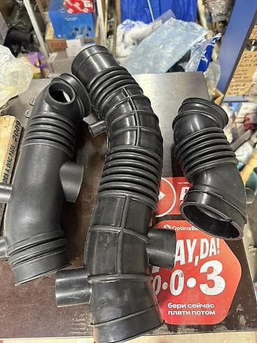 lend cruizer: Патрубок Toyota Новый — 1