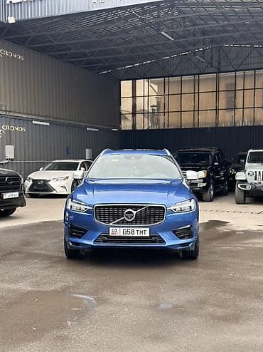 volvo 2018: Volvo XC60: 2021 г., 2 л, Автомат, Бензин, Кроссовер — 1