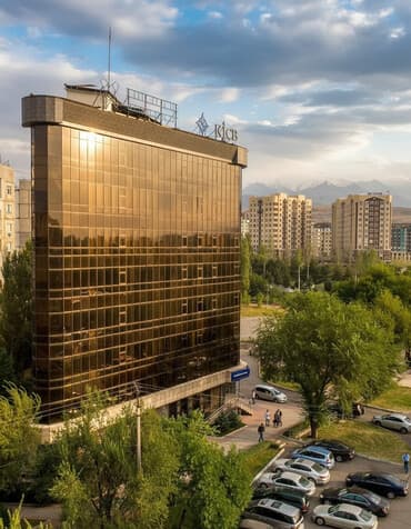 Сдаю Офис, 102 м², В бизнес центре