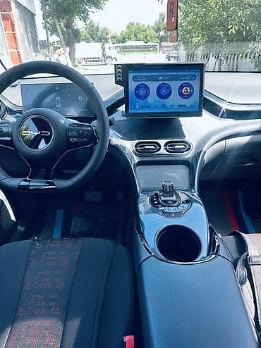 gac aion v plus 2025: BYD E2: 2023 г., Автомат, Электромобиль, Хэтчбэк — 7