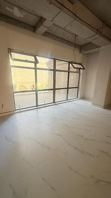 сдае: Аренда офисов, 339 м², В жилом комплексе, С отдельным сан узлом, С последующим выкупом, С юридическим адресом — 2