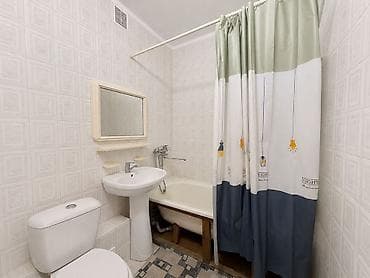 продаю однокомнатную квартиру: 1 комната, 39 м², 105 серия, 6 этаж, Дизайнерский ремонт — 5