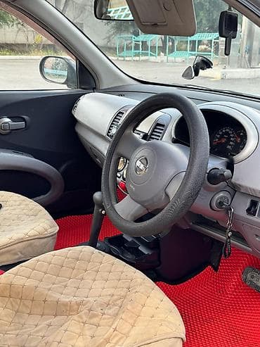 авто марч: Nissan March: 2002 г., 1.3 л, Автомат, Бензин, Хэтчбэк — 5