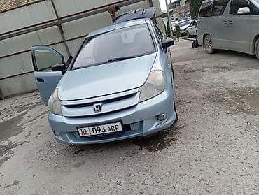 авто ижара: Honda Stream: 2004 г., 1.7 л, Автомат, Бензин, Вэн/Минивэн — 6