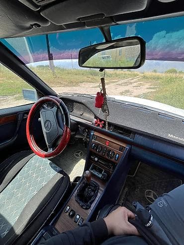 мерс 124 лобовое стекло: Mercedes-Benz W124: 1994 г., Бензин, Седан — 6