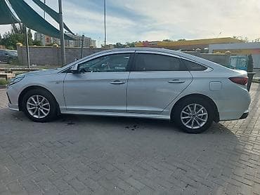 Продажа авто: Hyundai Sonata: 2019 г., 2 л, Автомат, Газ, Седан — 5