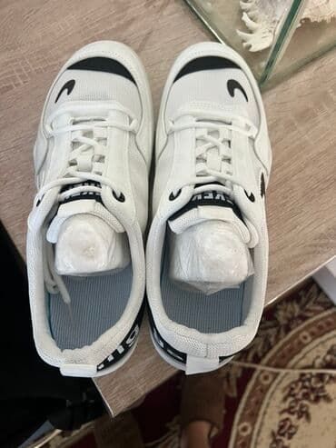 искры для обуви: Мужские кроссовки, 43, Новый, цвет - Белый, Самовывоз, Платная доставка — 3