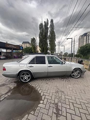 mers e124: Mercedes-Benz W124: 1993 г., 3.2 л, Автомат, Бензин, Седан — 4