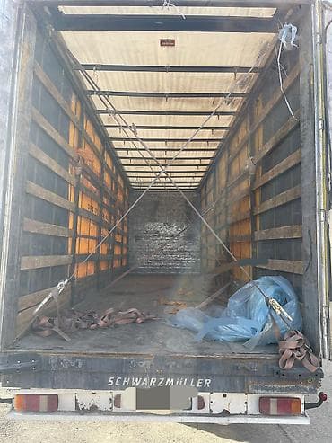 срочно продаю прицеп шторка: Тягач, Volvo, 2002 г., Тентованный — 6