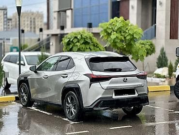 Продажа авто: Lexus UX: 2019 г., 2 л, Вариатор, Гибрид, Внедорожник — 4