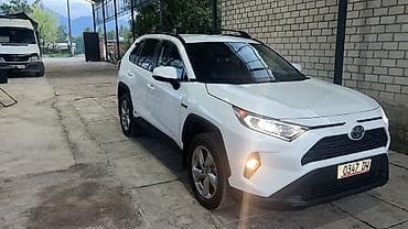 70 camry: Toyota RAV4: 2022 г., 2.5 л, Автомат, Гибрид, Кроссовер — 3