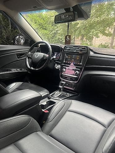 капот спарк: Ssangyong Tivoli: 2020 г., 1.6 л, Автомат, Дизель, Кроссовер — 5