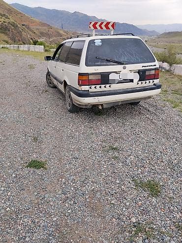Унаа: Volkswagen Passat Variant: 1991 г., 1.8 л, Кол менен иштөөчү, Бензин, Универсал — 4