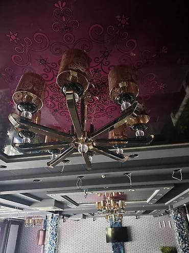 Люстры: В наличии 6шт (б/у) Потолочная люстра с 8 рожками и абажурами - Тип — 3