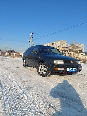 8: Volkswagen Vento: 1992 г., 1.8 л, Механика, Бензин, Седан — 7