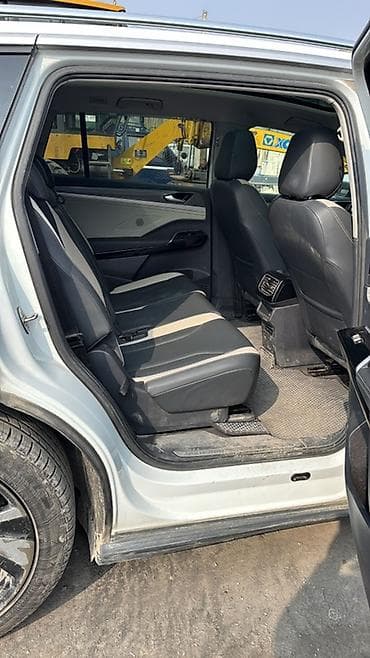 хайбрид конвертор: Volkswagen ID.6: 2021 г., Электромобиль, Кроссовер — 4