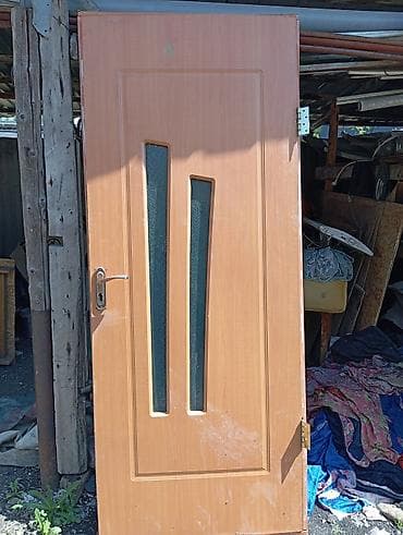 туалетная зеркало: Продаю межкомнатные двери б/у — 1