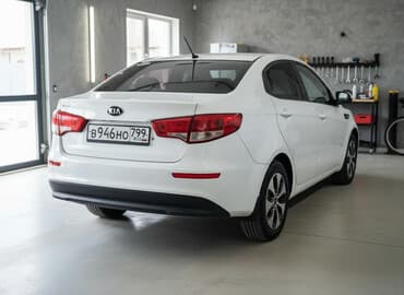 бу шины в бишкеке: Kia Rio: 2015 г., 1.4 л, Автомат, Бензиновая, Седан — 1