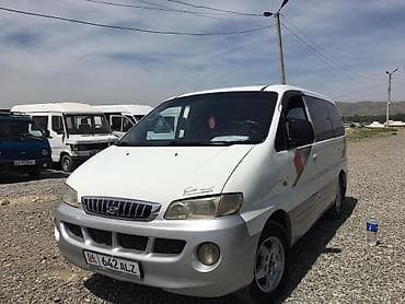 Hyundai Starex: 2000 г., 2.6 л, Кол менен иштөөчү, Дизель, Вэн/Минивэн — 3