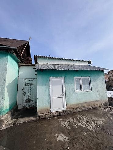 дома участки: Дом, 80 м², 4 комнаты, Старый ремонт — 4