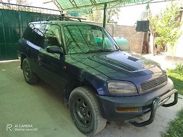 Toyota RAV4: 1995 г., 2 л, Автомат, Кроссовер