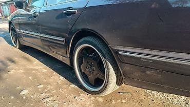 диски крамадоры: Литые Диски R 18 AMG, Комплект, отверстий - 5, Б/у — 3