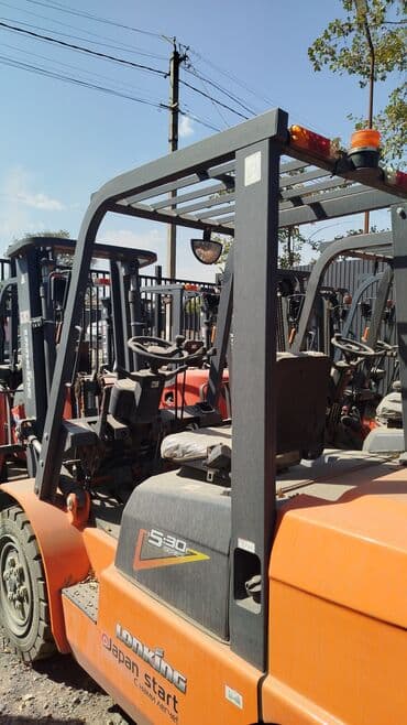 кара вилочный: Погрузчик, 2024 г., Колесный, Вилочный — 1