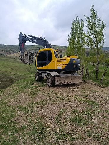 Экскаватор, Volvo, Колесный