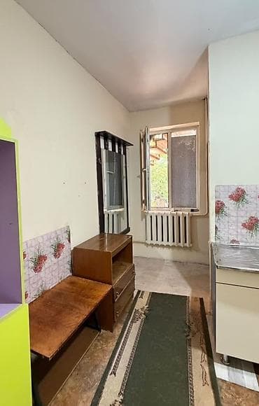 1 комната студия находится рядом с Аламед. Рынком 1- комнатная студия