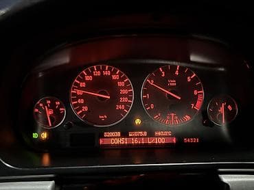 реснички е39: BMW 5 series: 1996 г., 4.4 л, Автомат, Бензин, Седан — 6