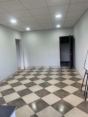 Недвижимость: Коммерческое помещение на цокольном уровне в современном многоэтажном — 4