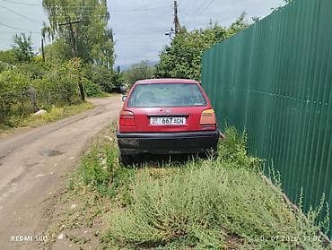 Продажа авто: Volkswagen Golf: 1995 г., 1.6 л, Механика, Бензин, Хэтчбэк — 4