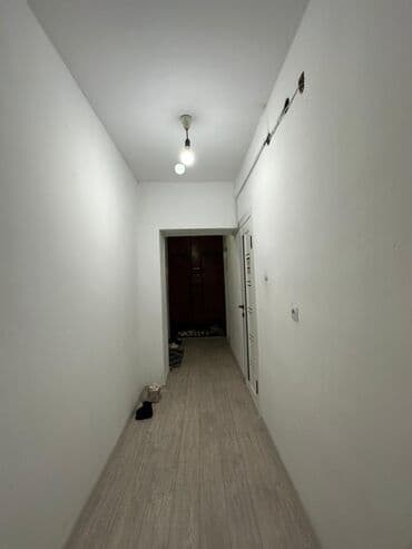 продаю дом в маевке: 3 комнаты, 100 м², 105 серия, 2 этаж, Евроремонт — 1