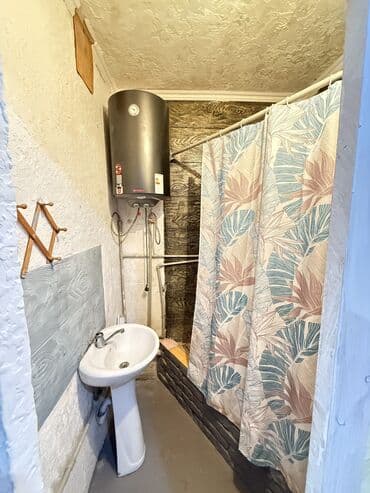 квартира бишкек 2 комната: 2 бөлмө, Менчик ээси, Чогуу жашоосу жок, Жарым -жартылай эмереги бар — 4