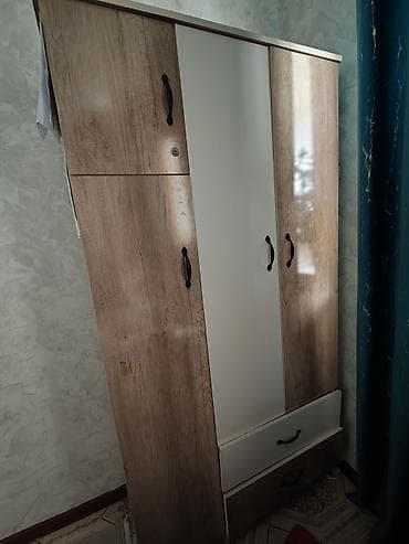 купить бу шкаф для одежды: Шифоньер, шкаф для одежды, Прямой, ЛДСП — 7