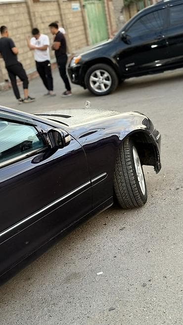 01: Mercedes-Benz C-Class: 2000 г., 3.2 л, Автомат, Бензин, Седан — 7