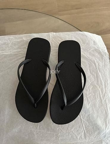 Босоножки, сандалии, шлепанцы: Минималистичные шлёпки, цвет черный, новые, размер 36 - Лаконичный — 2