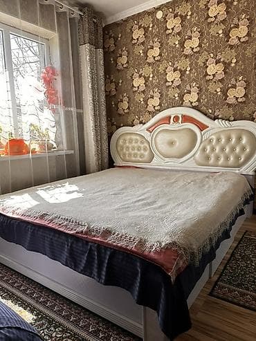 дух спалка: Двуспальная кровать, С мягким изголовьем, длина - 200 см — 1