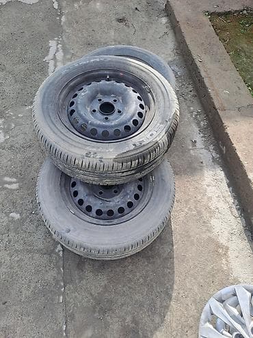 r17 215: Летняя шина для легкового автомобиля. железный дисками Характеристики — 4