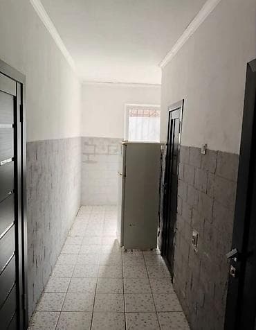 сдаю место ош базар: 34 м², 1 комната, Утепленный — 2