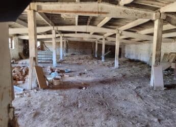 срочно продам дом новопокровка бишкек: Продаю Кошара, 50 соток, Не действующий, Без оборудования, Электричество — 13