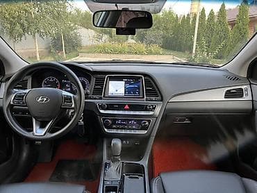 hyunda: Hyundai Sonata: 2018 г., 2 л, Автомат, Газ, Седан — 6